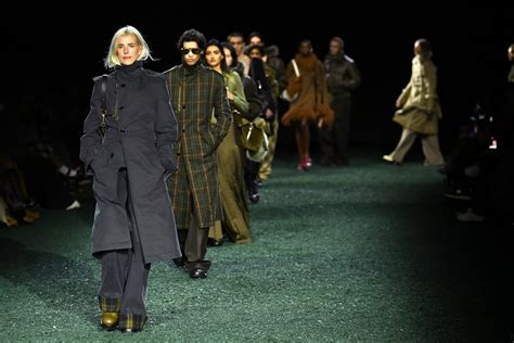 Burberry, sfilata uomo, donna autunno